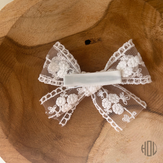 Nœud Dentelle : Nuage Blanc